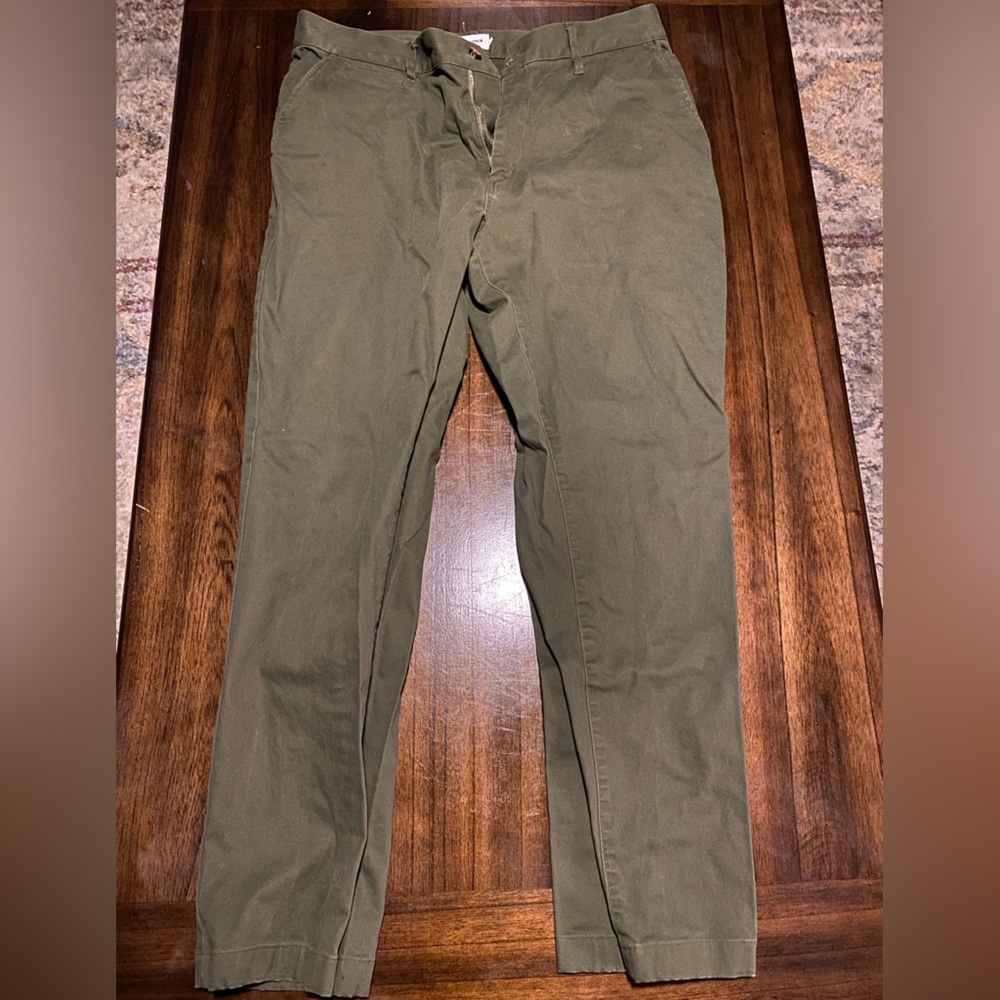 Taylor stitch olive chinos